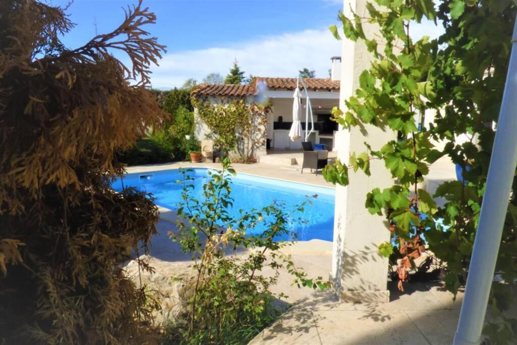 Ibis - Villa Avec Piscine, Jardin Et Parking آرْلْ المظهر الخارجي الصورة